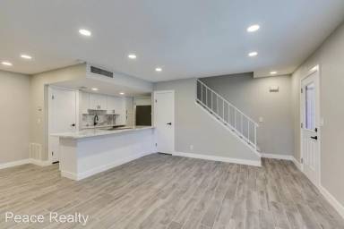 Main picture of 1330 Lorilyn Ave