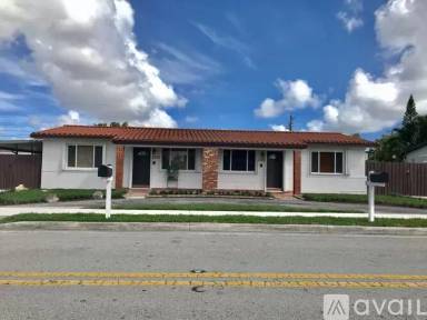 Main picture of 1037 SW 76th Ave