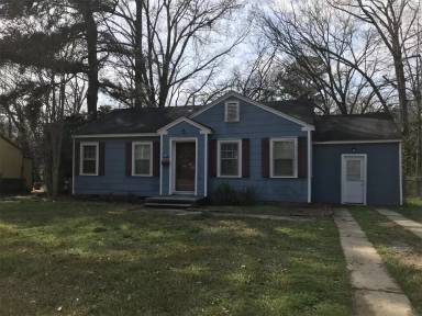 Main picture of 4631 Churchill Dr