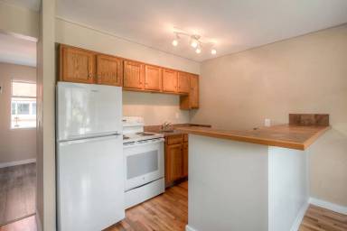 Main picture of 316 NE 65th St