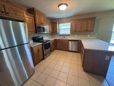 Main picture of 4701 Deerfield Dr