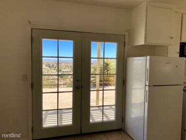 Main picture of 56616 Hilltop Dr