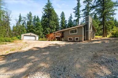 Main picture of 2117 Southside School Rd