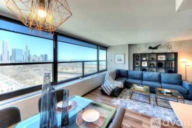 Main picture of 6211 S Michigan Ave Apartments