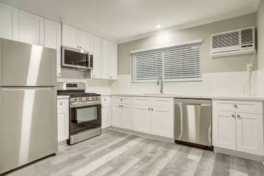 Main picture of 4015 Bellefontaine St