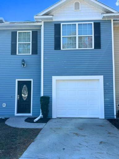 Main picture of 818 E Davis Ave