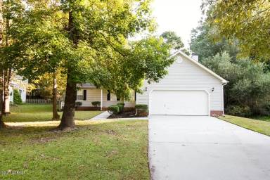 Main picture of 104 Ashley Meadow Ln