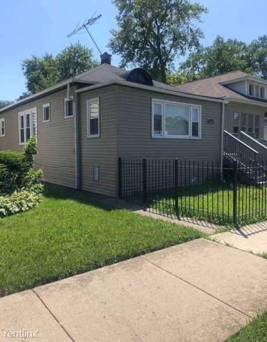 Main picture of 1029 W 103rd Pl