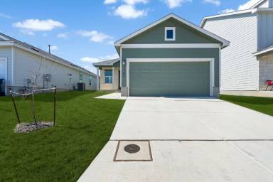 Main picture of 2907 Gustavo Dr