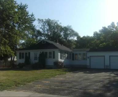 Main picture of 5640 Fremont Ave N