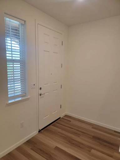 Main picture of 4478 Louvre Ln