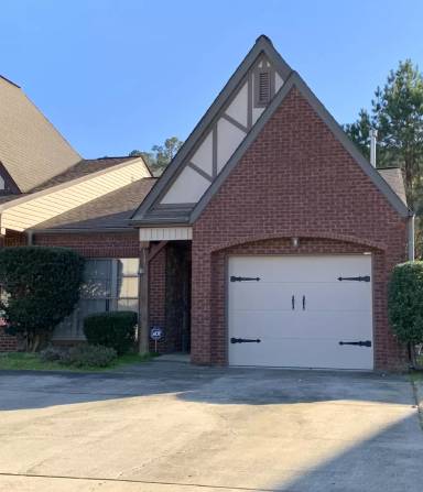 Main picture of 1029 Ashwood Dr