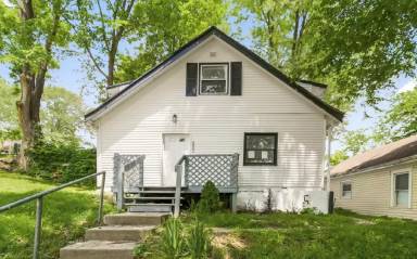 Main picture of 8842 E Lexington Ave