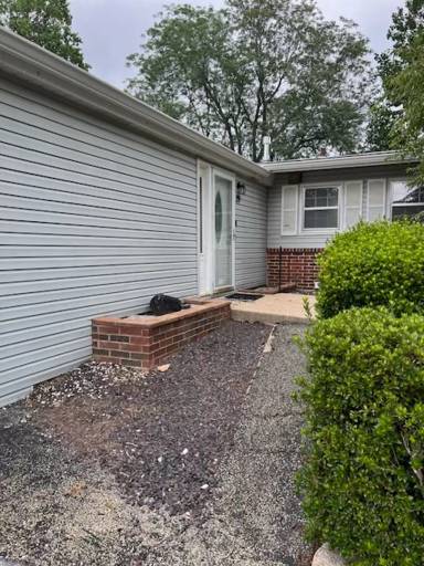 Main picture of 29 S Murry Ln