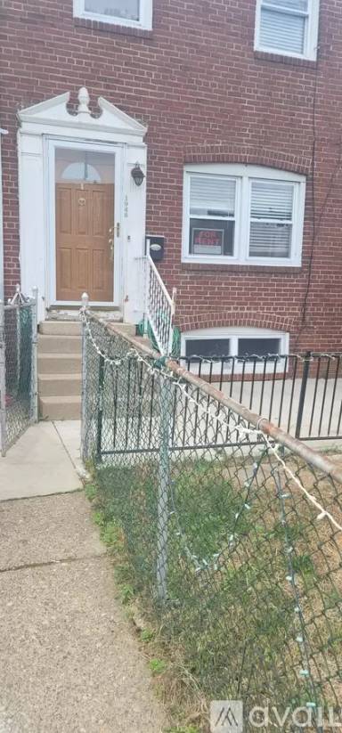 Main picture of 1948 Lakeview Rd