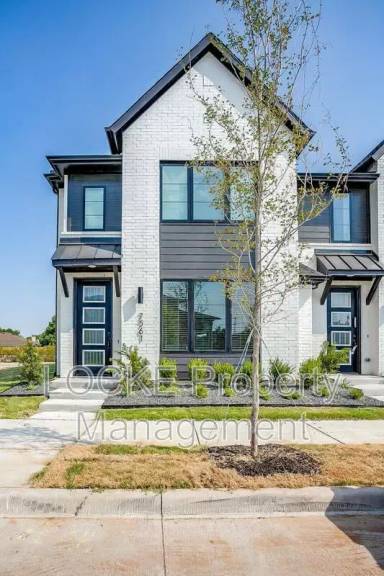 Main picture of 7561 Reis Ln