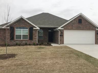 Main picture of 3830 Bridgeton St