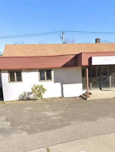 Main picture of 369 Middle Country Rd