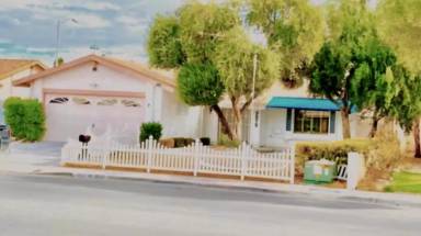 Main picture of 3572 Tempe St