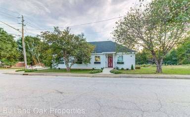 Main picture of 154 E Holding Ave
