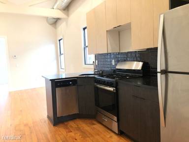 Main picture of 152 Boyd Ave