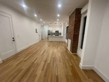 Main picture of 94 Ashford St