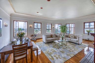 Main picture of Los Altos Apartments