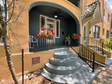 Main picture of 1021 Acosta St