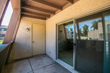 Main picture of 626 W 14th St