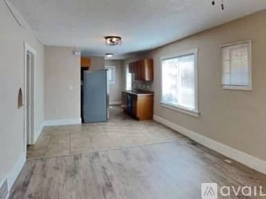 Main picture of 4358 Wyandot St