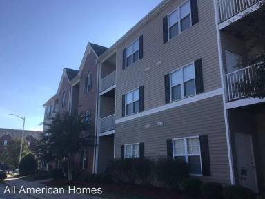 Main picture of 621 Marshtree Ln