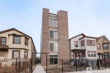 Main picture of 1629 N Spaulding Ave