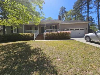 Main picture of 704 Midmar St