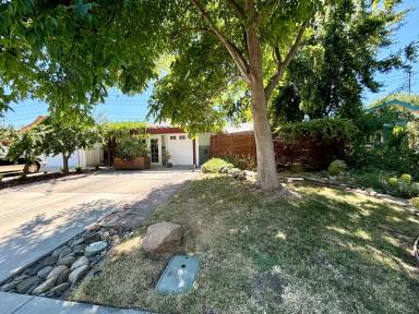 Main picture of 1417 L St