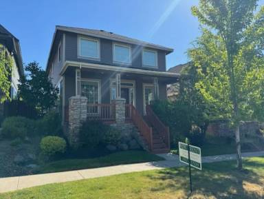 Main picture of 2518 NW Awbrey Rd