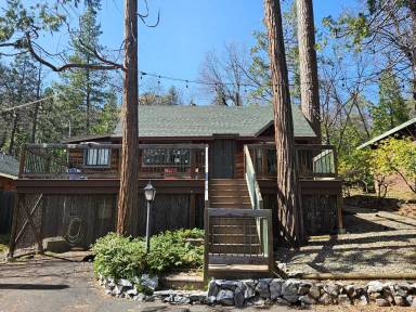 Main picture of 22596 Golf Club Dr