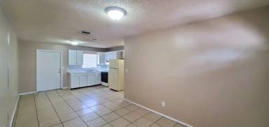 Main picture of 199 NW 9th Ave
