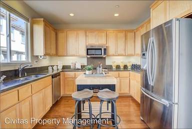 Main picture of 1370 McKinley Ct