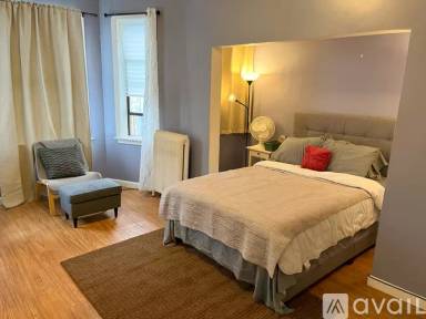 Main picture of 65 Burbank St
