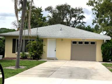Main picture of 551 107th Ave N