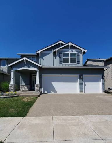 Main picture of 2073 Silverstone Dr