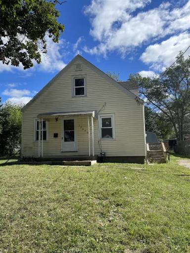 Main picture of 12056 Parklane St
