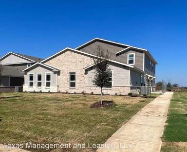 Main picture of 725 Wheatfield Dr