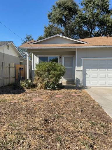 Main picture of 302 Konocti Ave