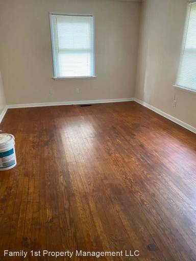 Main picture of 408 S Jefferson St