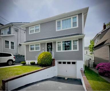 Main picture of 119 Melrose Ave