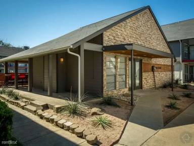 Main picture of 5575 Peterson Ln