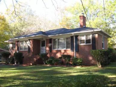 Main picture of 307 S 18th St