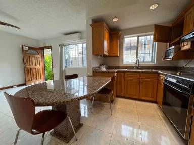 Main picture of 3528 Aliamanu St