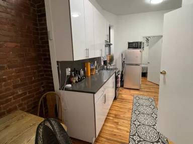 Main picture of 19 Stanton St